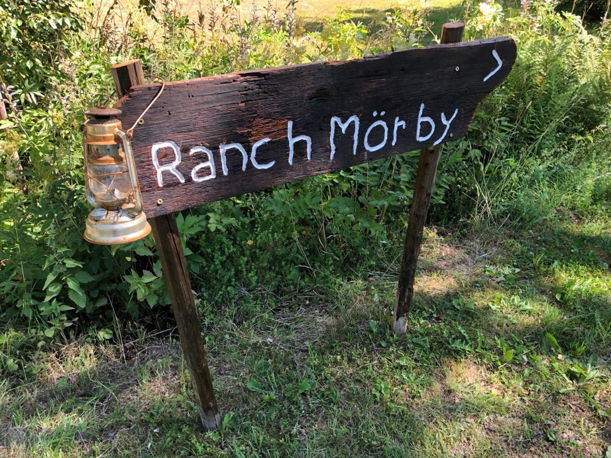 Ranch Moerby Bed & Breakfast Stora Mellosa Exterior photo