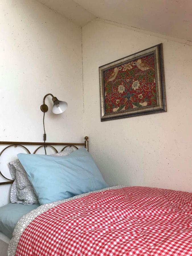 Ranch Moerby Bed & Breakfast Stora Mellosa Exterior photo
